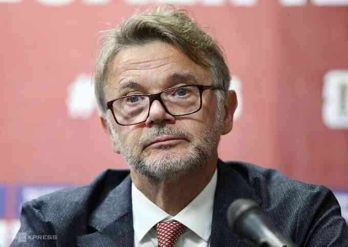 HLV Troussier: `Việt Nam đã ít nhiều may mắn`