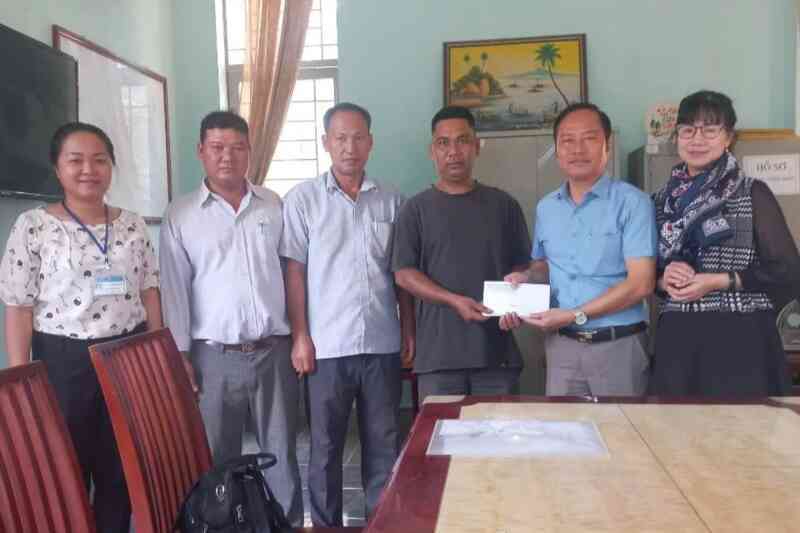 Hai gia đình đồng bào dân tộc ở Bình Phước được hỗ trợ xây nhà