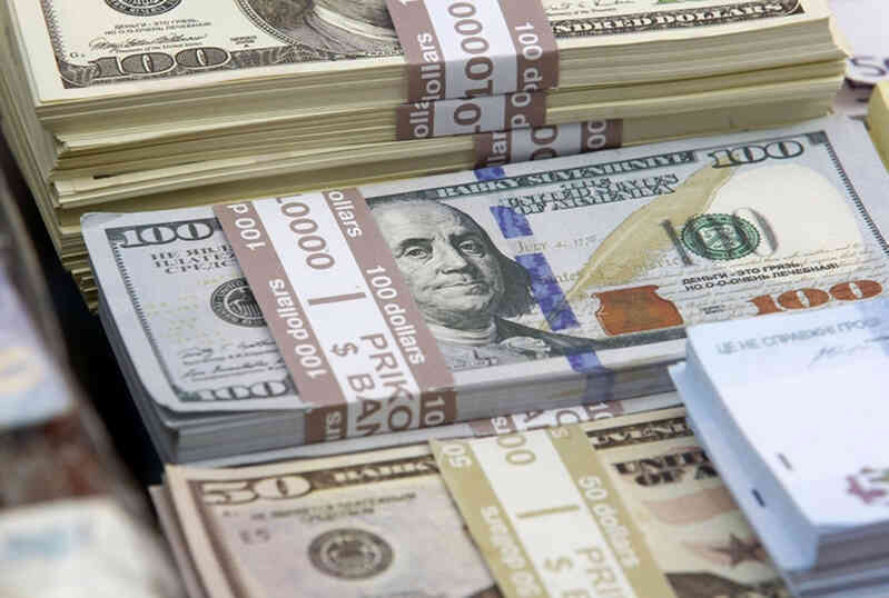 Bản tin tài chính sáng 3/11/2023: Giá vàng và dầu tăng, USD giảm mạnh