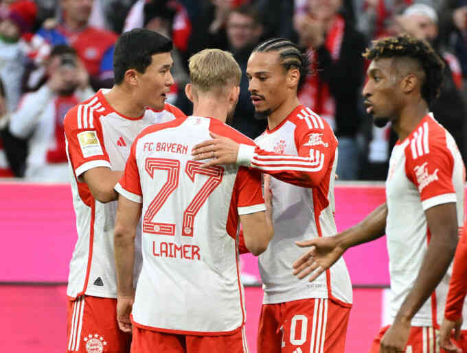 Bayern chỉ còn một trung vệ để đấu Dortmund