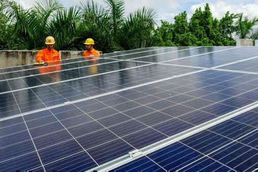 Bộ Công Thương đề xuất điện mặt trời mái nhà xưởng, KCN được bán trực tiếp