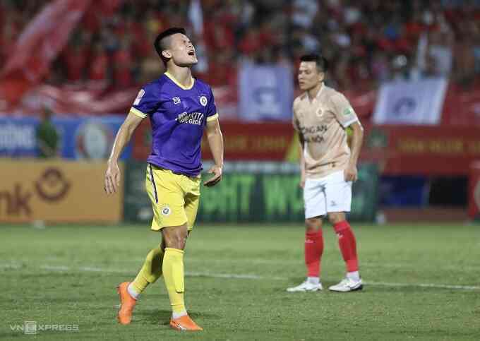 Hà Nội FC thua liền hai trận ở V-League 2023-2024