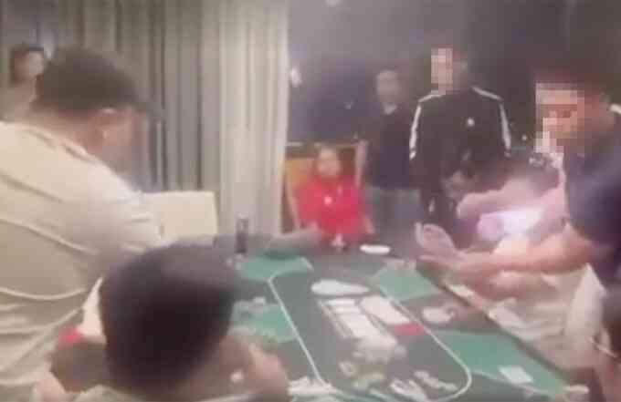 Hai phó chủ tịch Hiệp hội Golf Việt Nam đánh poker 100-200 triệu đồng một lượt