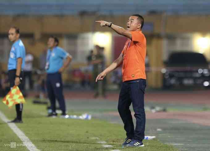 HLV Trần Tiến Đại: `Công an Hà Nội không thưởng dù vô địch V-League`
