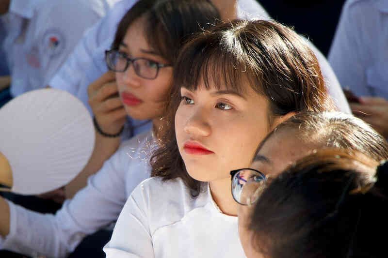 Nhà trường không được xét thi đua nếu có cán bộ, giáo viên bị kỷ luật
