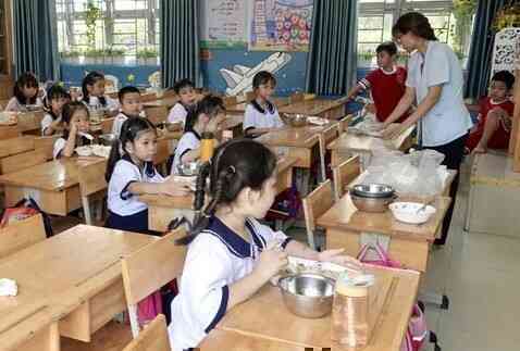 6 trường học ở TP Thủ Đức tổ chức ăn bán trú trở lại