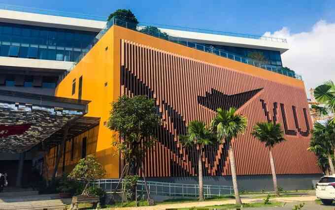 9 đại học đạt doanh thu nghìn tỷ