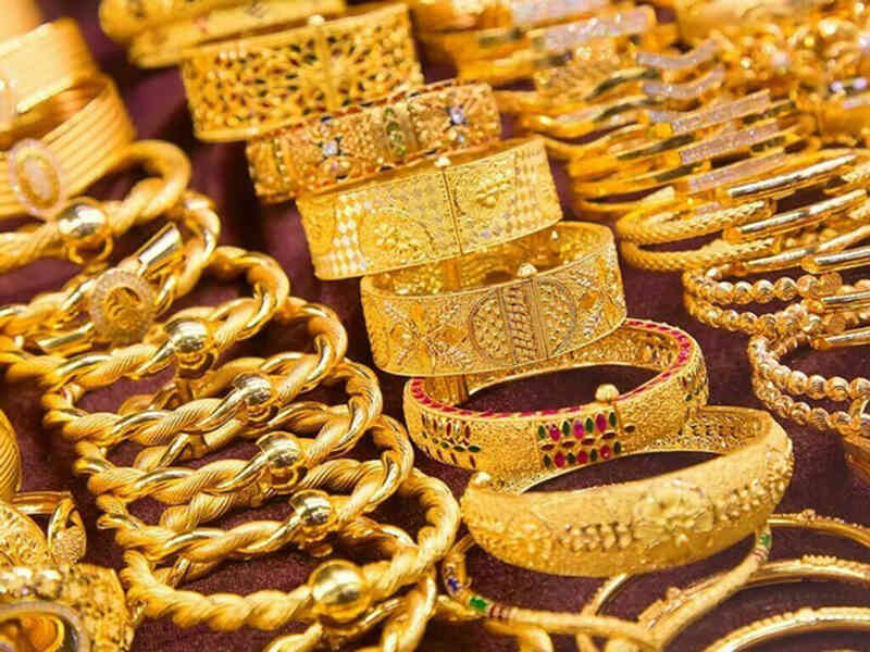 Giá vàng hôm nay 4/11/2023: Lao dốc sau khi tăng vượt 2.000 USD/ounce