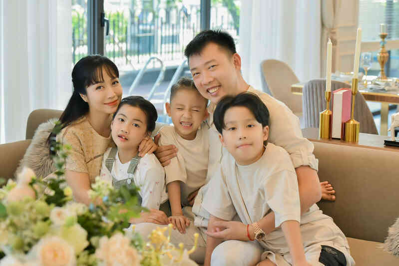 Ốc Thanh Vân rời showbiz: Ở biệt thự, dạy yoga, được xét NSƯT tuổi 39 - 10