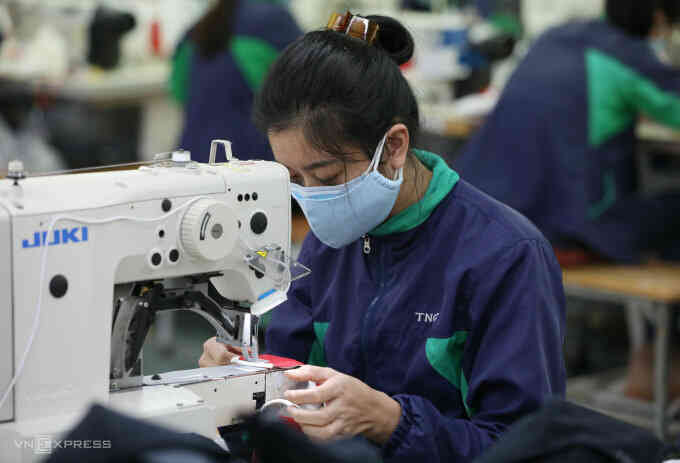 Vì sao khối công - tư chênh lệch giờ làm việc 8 tiếng mỗi tuần?