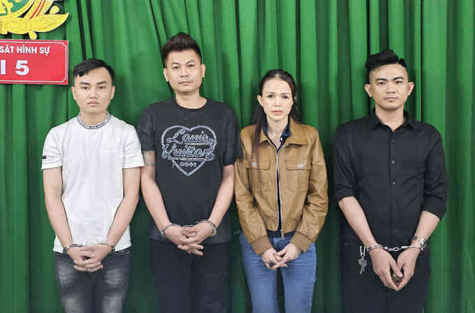 Bà chủ chuỗi nhà hàng mại dâm ở Sài Gòn bị bắt