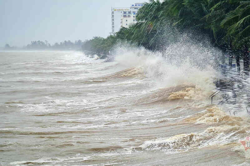 Dự báo thời tiết 5/11/2023: Miền Bắc ngày nắng, đêm mưa đón gió mùa đông bắc