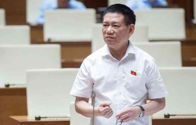 Hàng trăm trụ sở huyện xã bỏ hoang sau sáp nhập