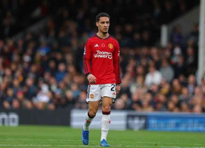 Man Utd muốn tống khứ ___quot;bom xịt___quot; Antony ngay lập tức