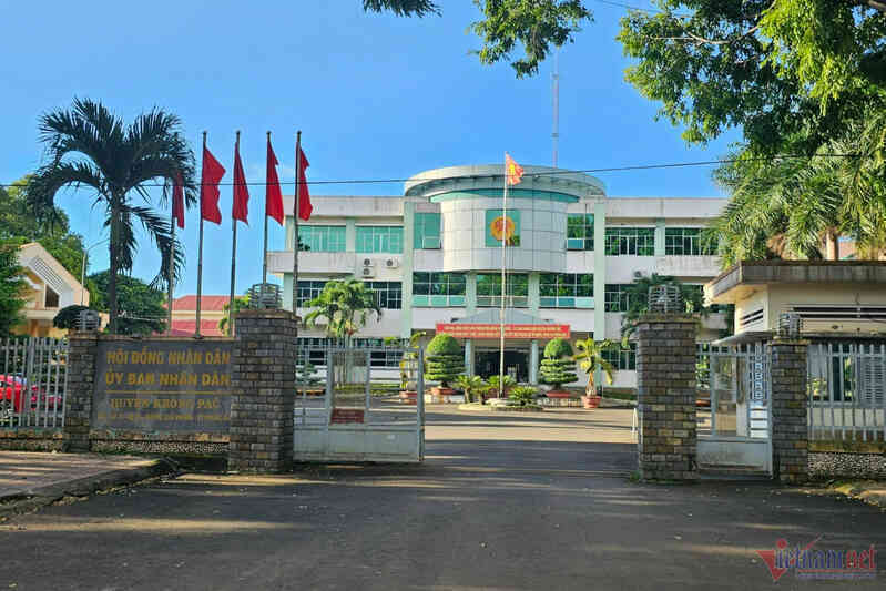 Một huyện ở Đắk Lắk phải tự lo 2,1 tỷ để trả tiền thua kiện cho 6 giáo viên
