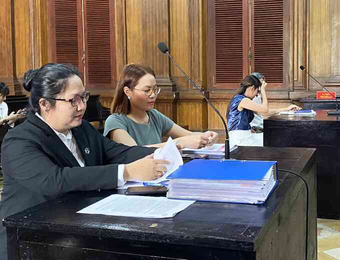 Người kiện hoa hậu Thùy Tiên: `Tôi trực tiếp đưa cho cô ấy 1,5 tỷ đồng`