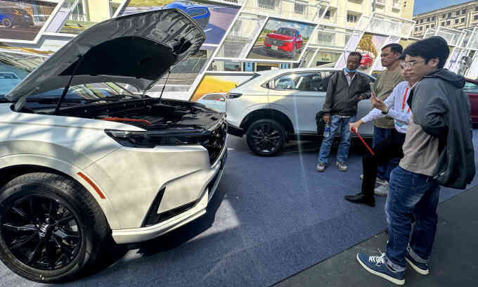 Sức mua ôtô của người Việt tiếp tục tăng