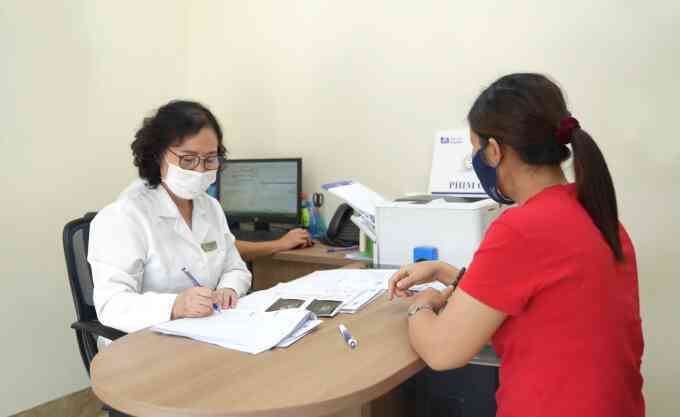 Hút khối vôi hóa qua da điều trị viêm gân