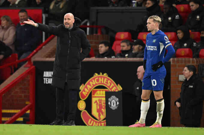 Ten Hag: `Man Utd lẽ ra phải dẫn Chelsea 3-0 từ 30 phút đầu`