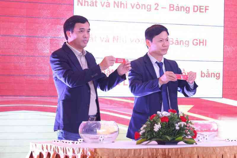 Đội vô địch giải sinh viên toàn quốc nhận thưởng 150 triệu đồng