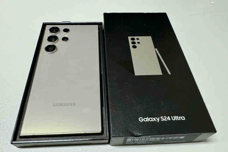 Giá Samsung Galaxy S24 Ultra tại Việt Nam rẻ nhất 23.990.000 đồng