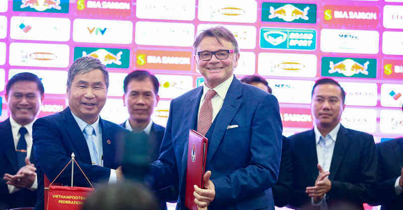 Tuyển Việt Nam hậu Asian Cup: Những thách thức chờ HLV Troussier