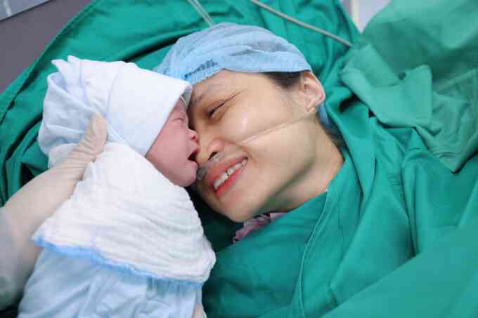 Cạn trứng ở tuổi 20