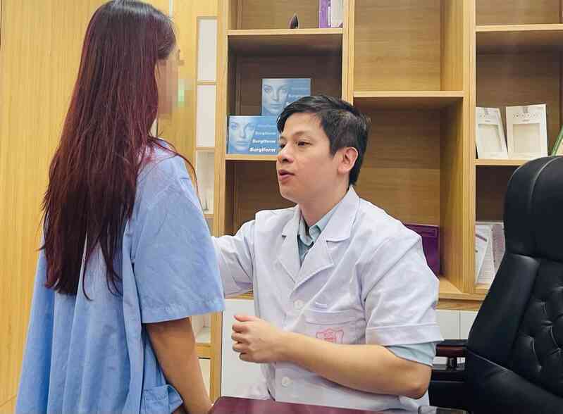 Liên tục lên bàn mổ vì thấy mình chưa đẹp