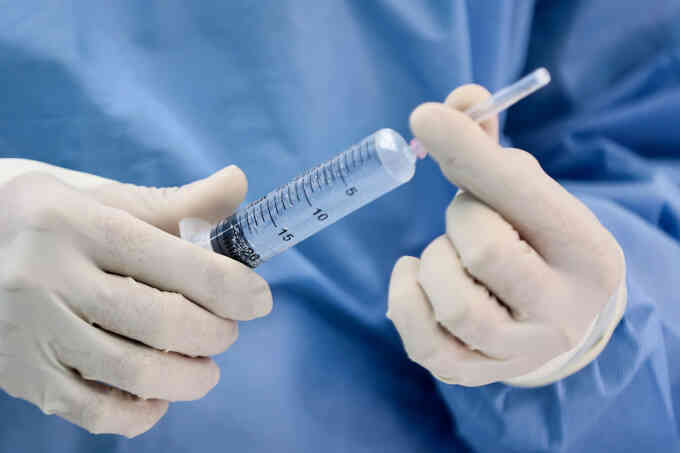 Bé trai bỏng nặng, nhiễm trùng huyết 