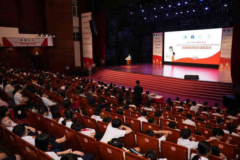 1000 người tham gia mít tinh hưởng ứng Ngày thế giới rửa tay với xà phòng