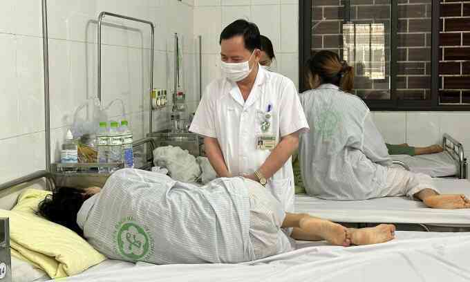 Cô gái nhập viện tâm thần sau tăng ham muốn bất thường