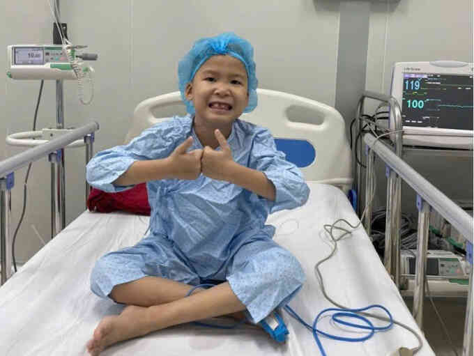 Cuộc sống mới của hai em bé sau ghép tủy đồng loại