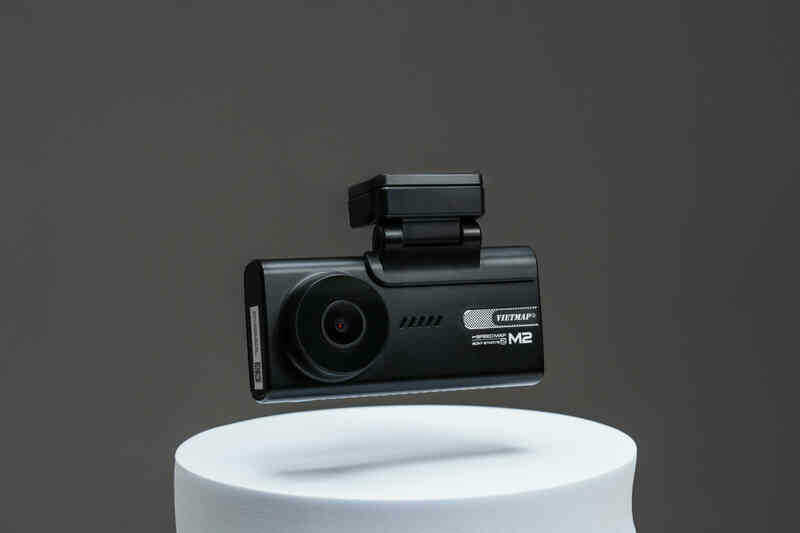 SpeedMap M2 - camera hành trình thông minh, tiện lợi