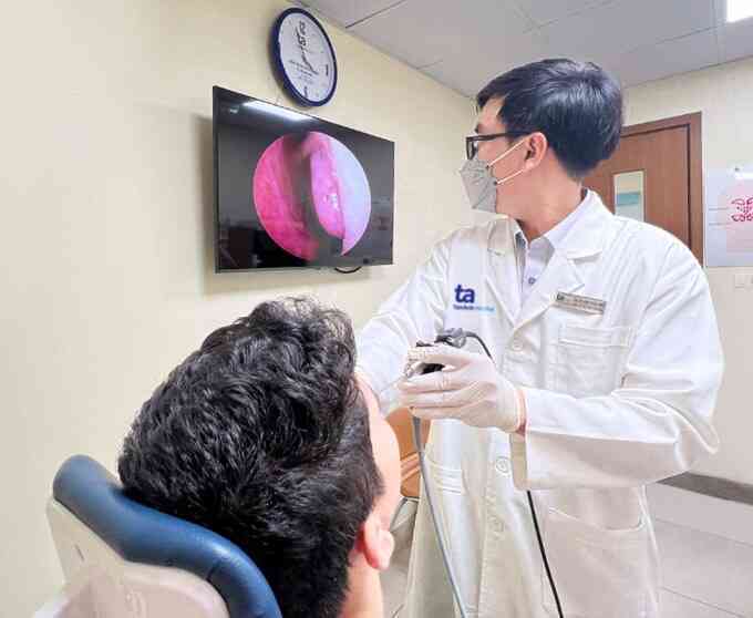 Tưởng viêm xoang hóa ung thư vòm họng