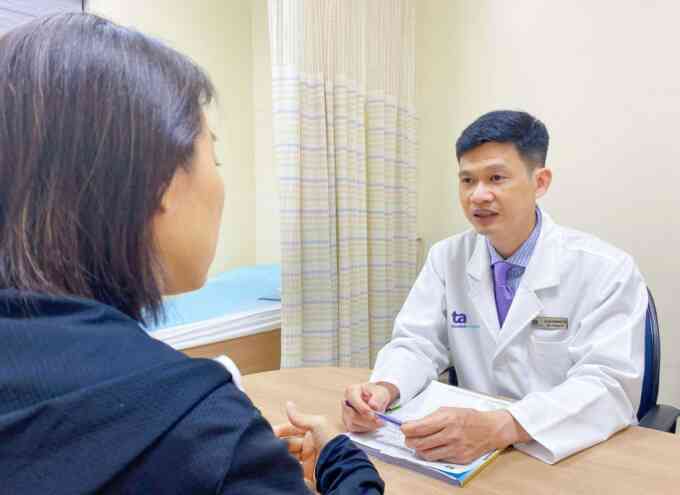 Cắt u diệp thể, tái tạo ngực cho người phụ nữ