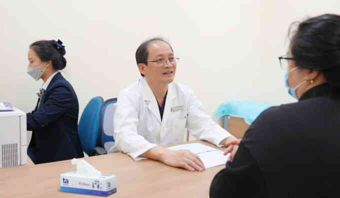 Những thói quen làm tăng nguy cơ bệnh tiêu hóa khi giao mùa