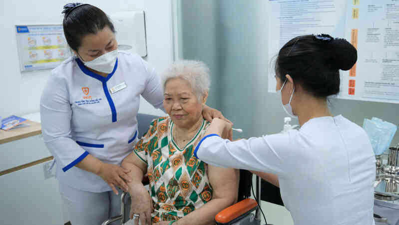 Việt Nam lần đầu có vắc xin zona thần kinh cho người lớn