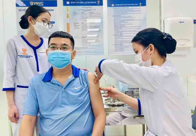 Có nên tiêm vaccine sốt xuất huyết khi người thân mắc bệnh?