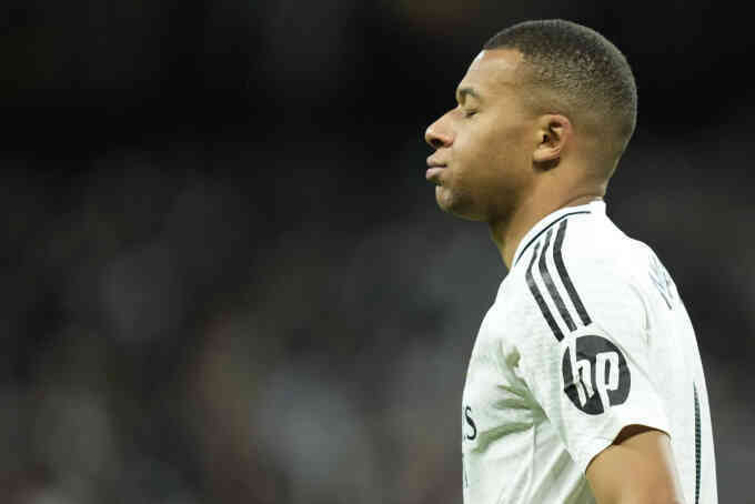Chủ tịch LĐBĐ Pháp thông cảm với khó khăn của Mbappe