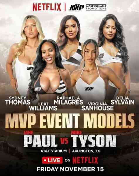 Ring-girl gây sốt ở trận Mike Tyson - Jake Paul