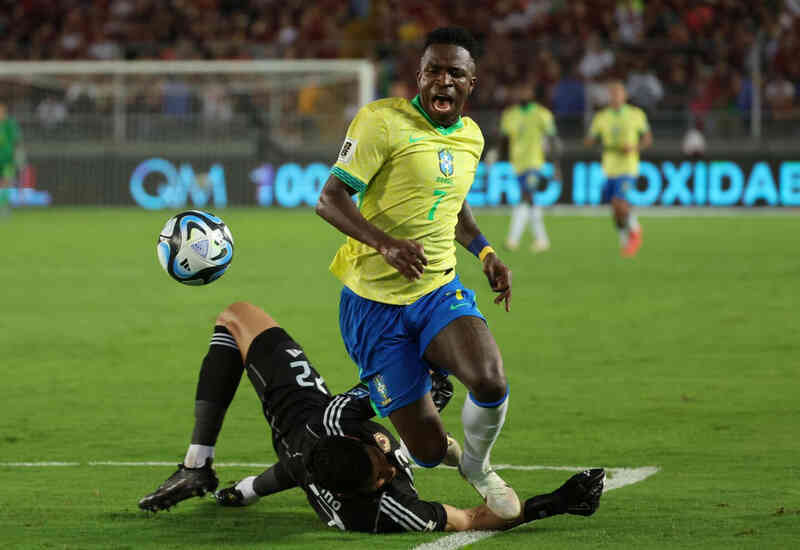 Vinicius chỉ ghi 2 bàn cho Brazil năm 2024: Đừng đòi Quả bóng vàng