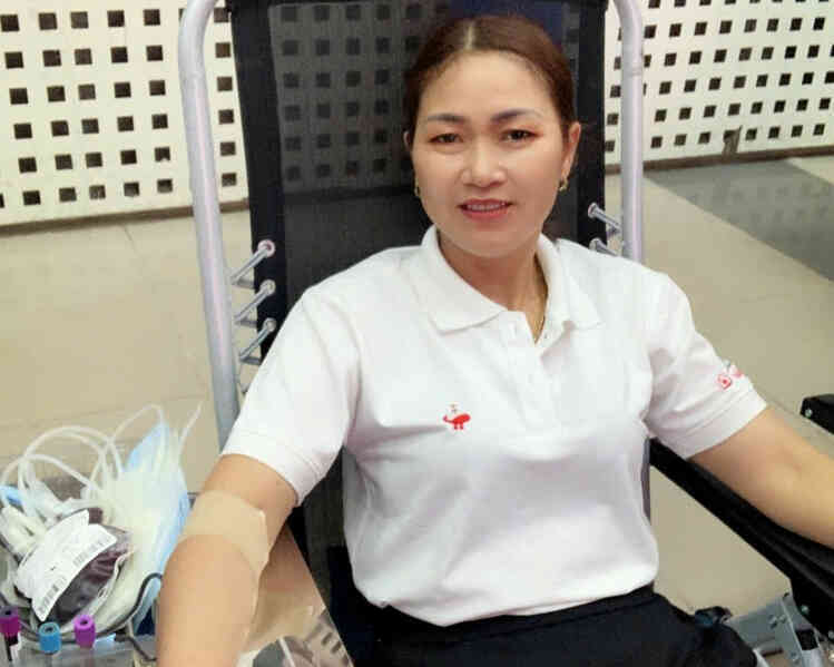Cuộc điện thoại khẩn khiến người phụ nữ bỏ việc để lên đường cứu người