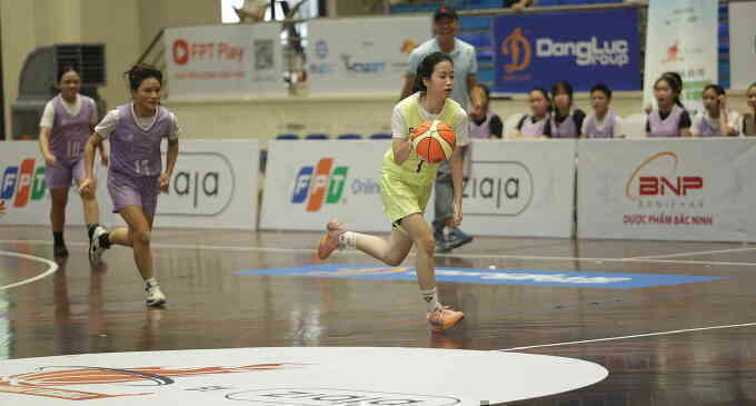 Nhà vô địch U18 Quốc gia tỏa sáng ở giải bóng rổ trẻ Cup Ziaja