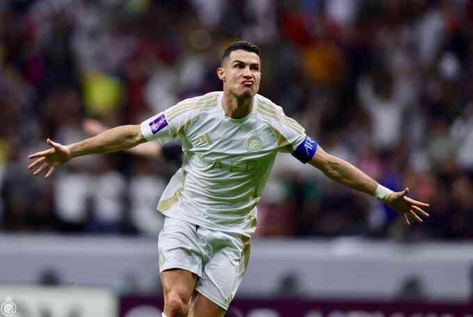 Ronaldo lập cú đúp trong chiến thắng của Al Nassr