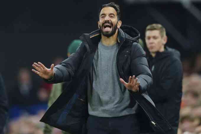 Amorim quan ngại khâu ghi bàn của Man Utd