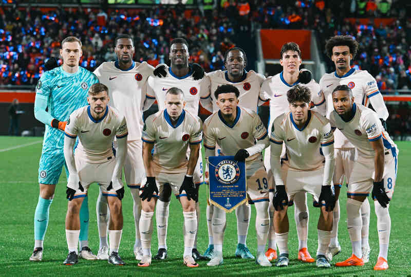 Sancho bừng sáng, Chelsea nối dài mạch thắng ở cúp châu Âu