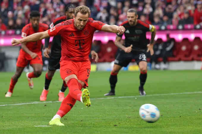 Bayern ghi 12 bàn qua ba trận sau cú sốc Barca