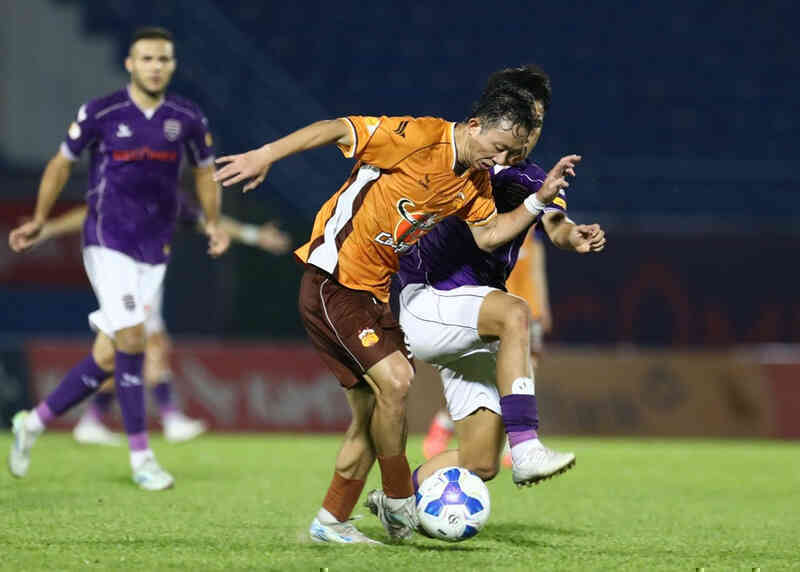 HAGL thua đậm trận đầu tại V-League: Sắp vượt ngàn chông gai