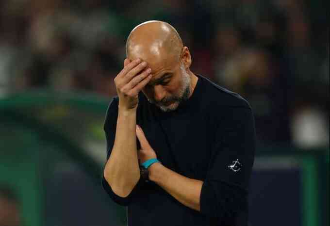 Guardiola không loại trừ khả năng bị Man City sa thải
