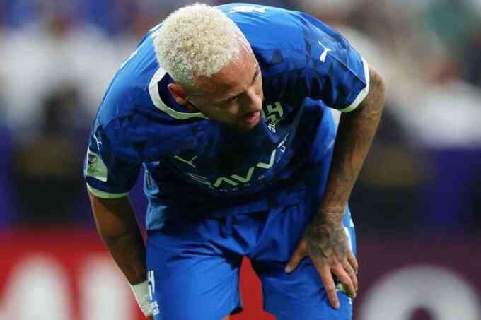 Neymar dính chấn thương mới